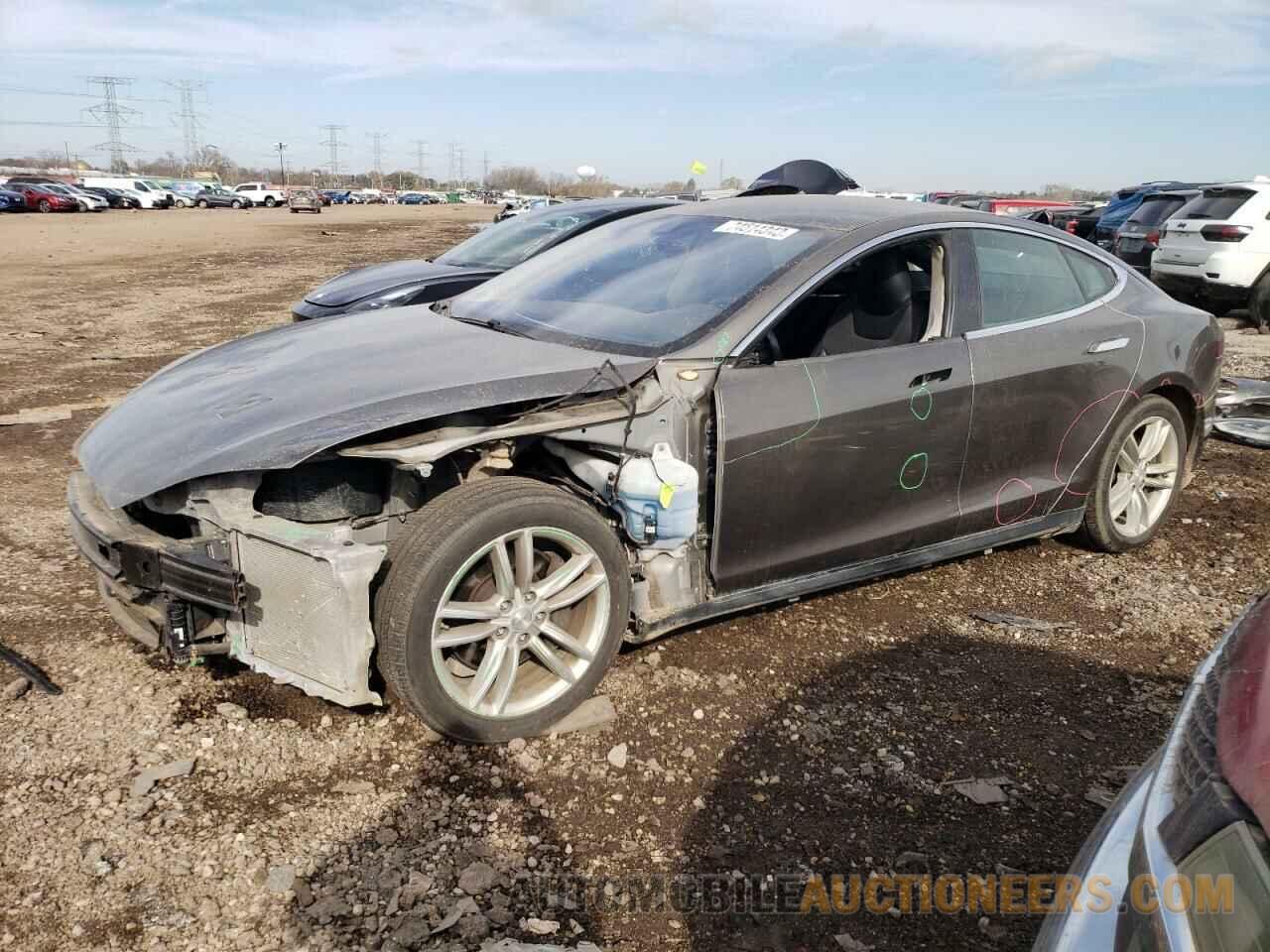 5YJSA1E11FF111535 TESLA MODEL S 2015