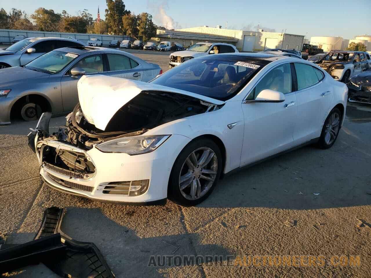 5YJSA1E11FF114399 TESLA MODEL S 2015