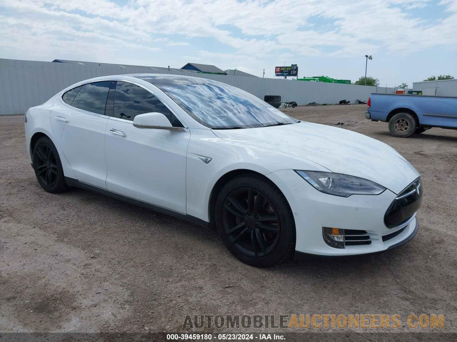 5YJSA1E11FF115245 TESLA MODEL S 2015