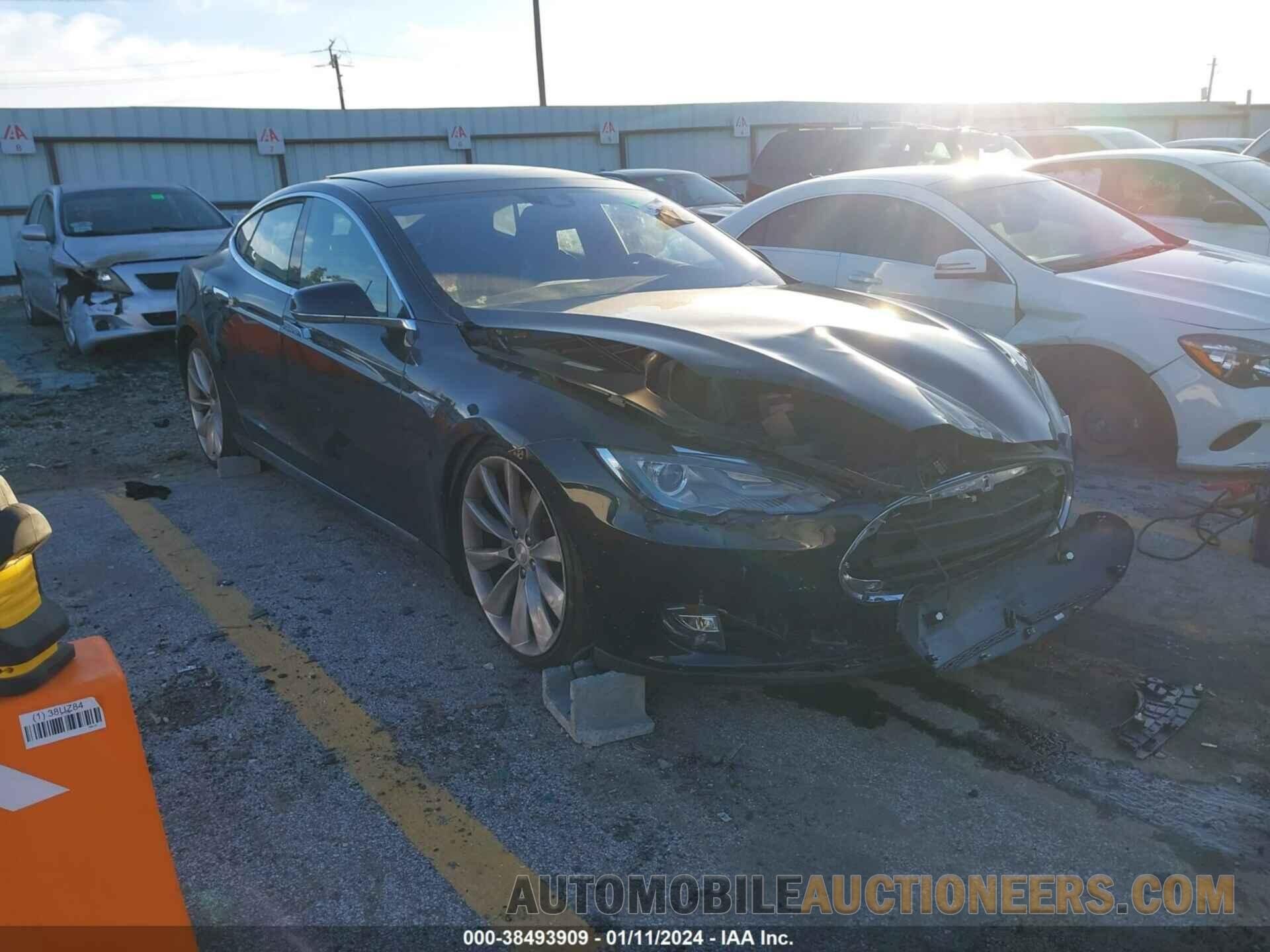 5YJSA1E11FF120302 TESLA MODEL S 2015