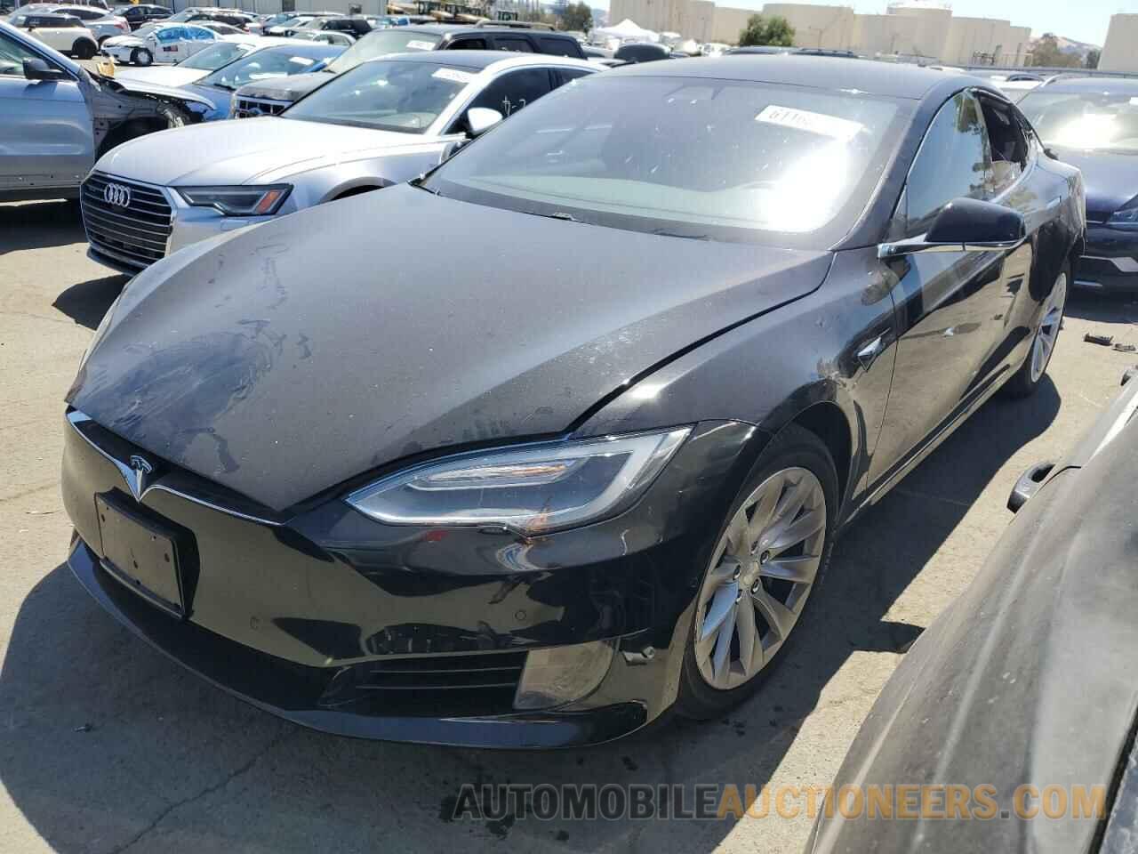 5YJSA1E11HF183922 TESLA MODEL S 2017