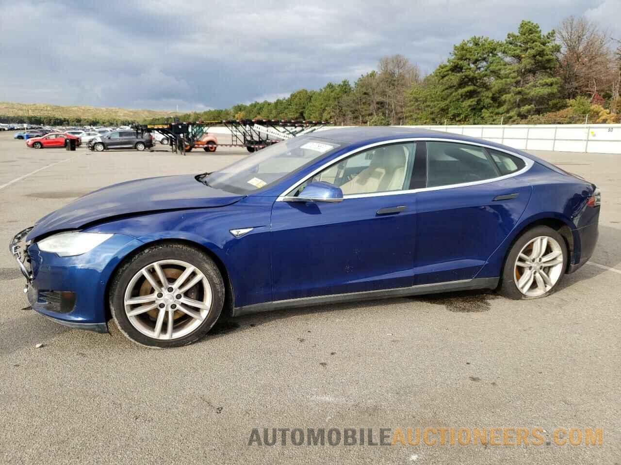 5YJSA1E12GF130595 TESLA MODEL S 2016