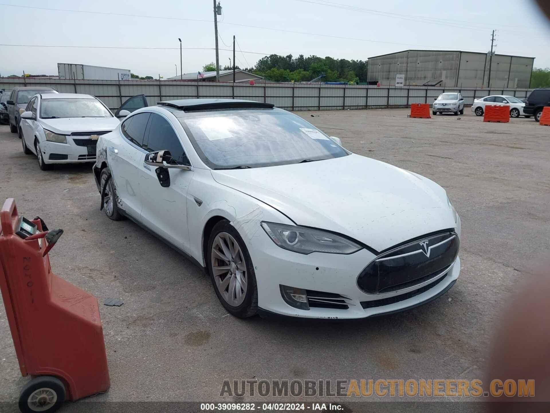 5YJSA1E12GF134792 TESLA MODEL S 2016