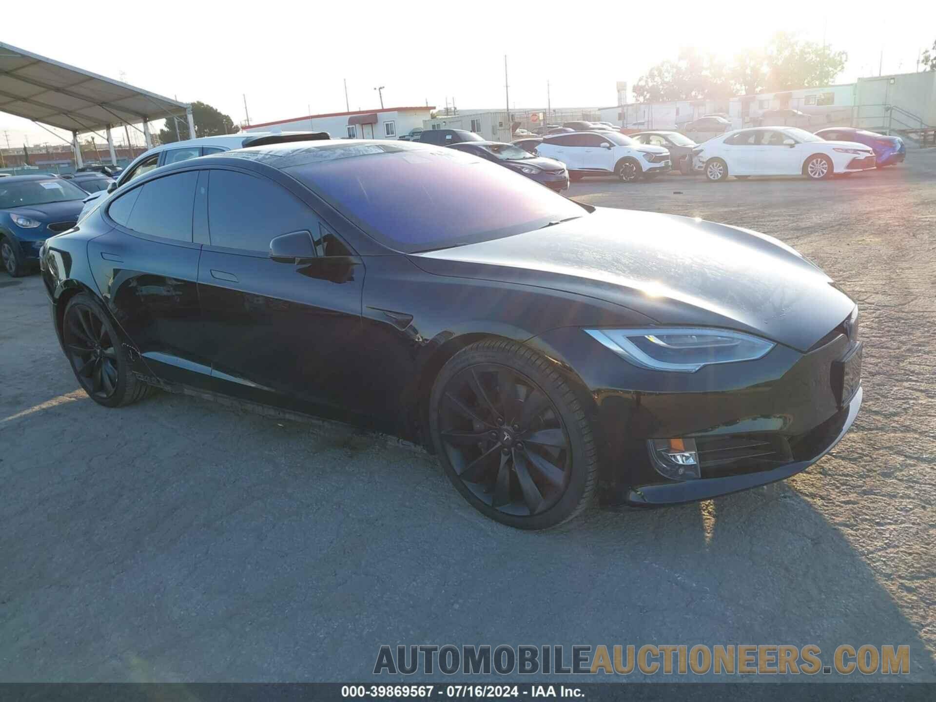 5YJSA1E12HF215812 TESLA MODEL S 2017