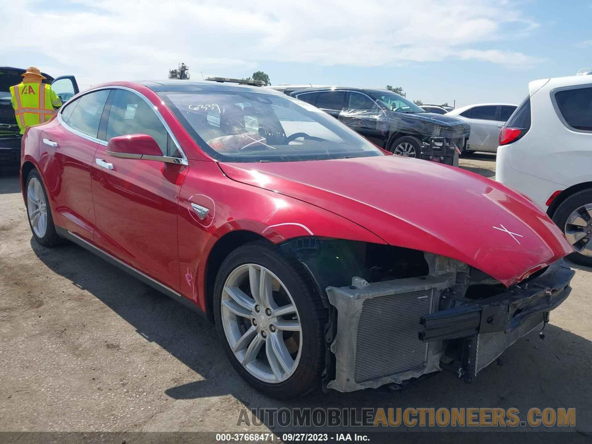 5YJSA1E13GF132386 TESLA MODEL S 2016