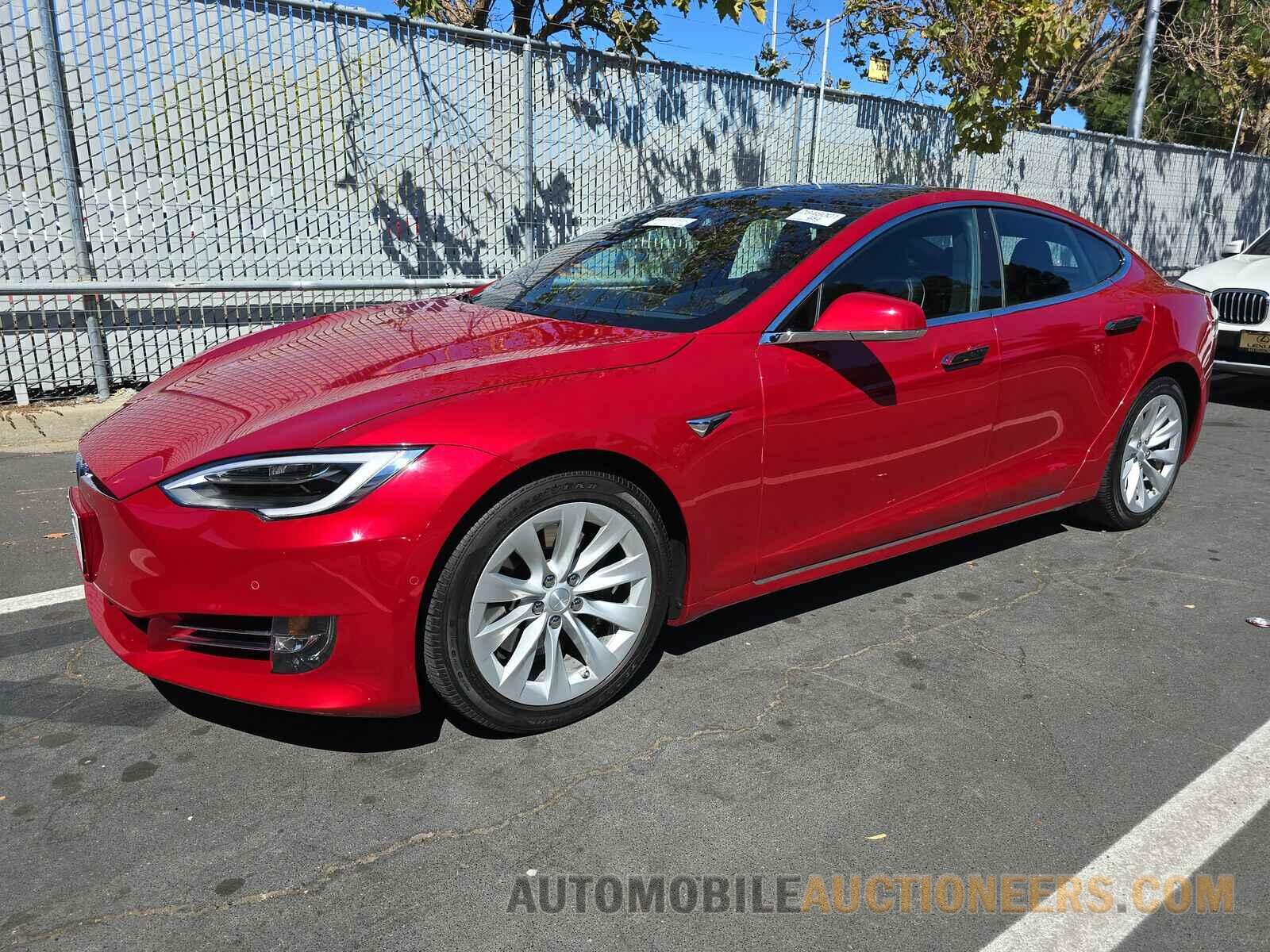 5YJSA1E13HF199720 Tesla Model S 2017