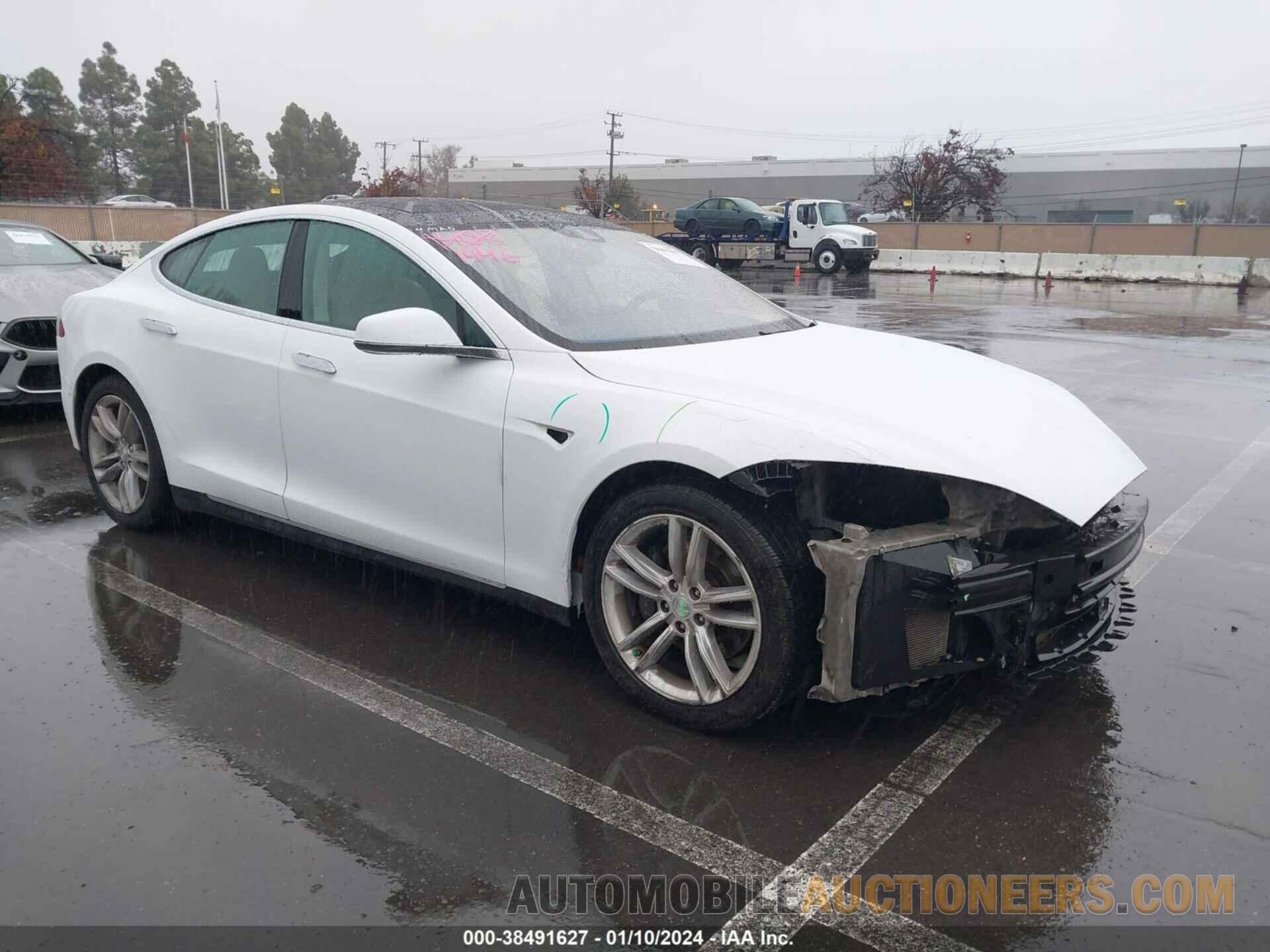 5YJSA1E14FF111223 TESLA MODEL S 2015