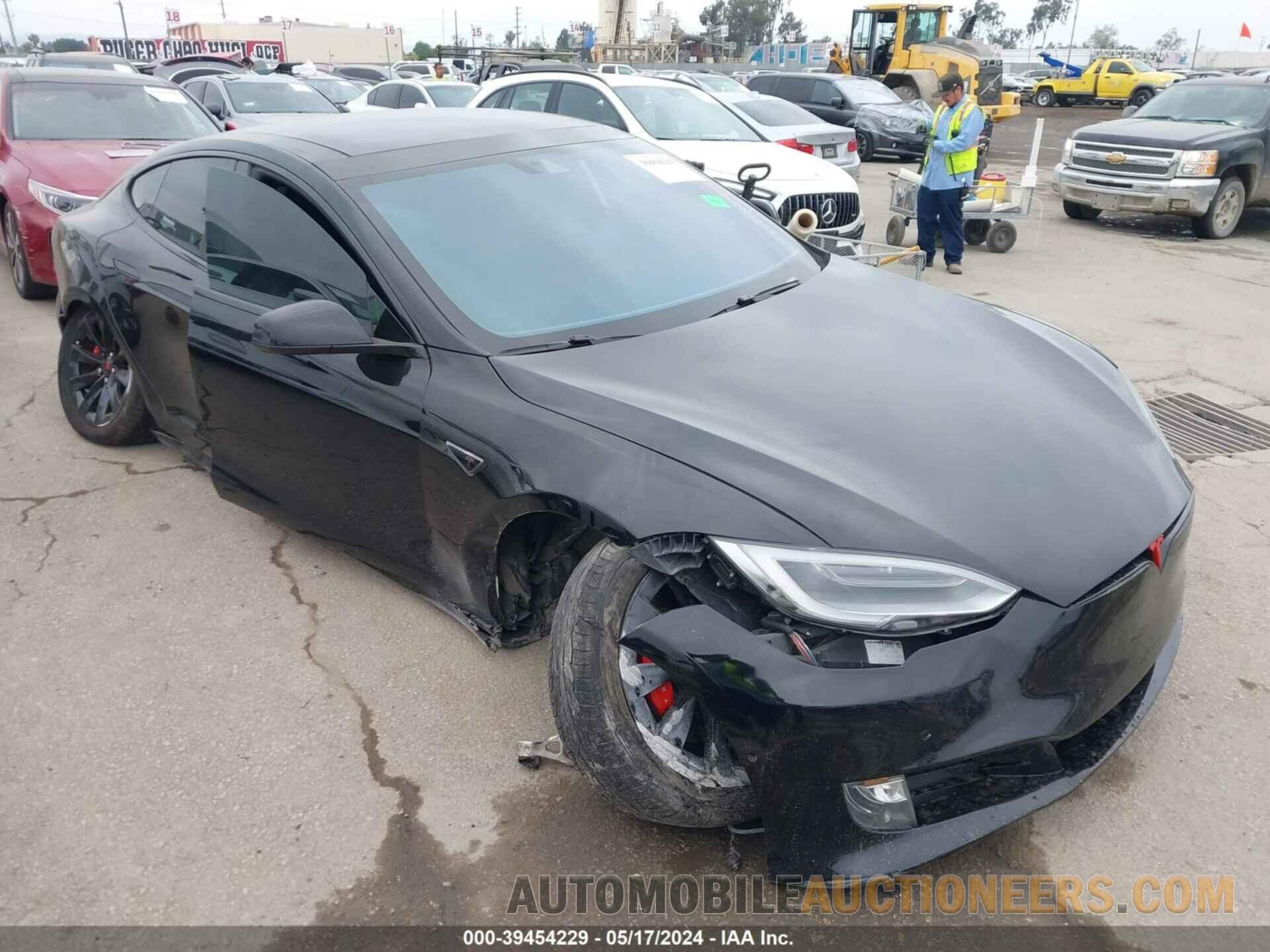 5YJSA1E14GF138973 TESLA MODEL S 2016