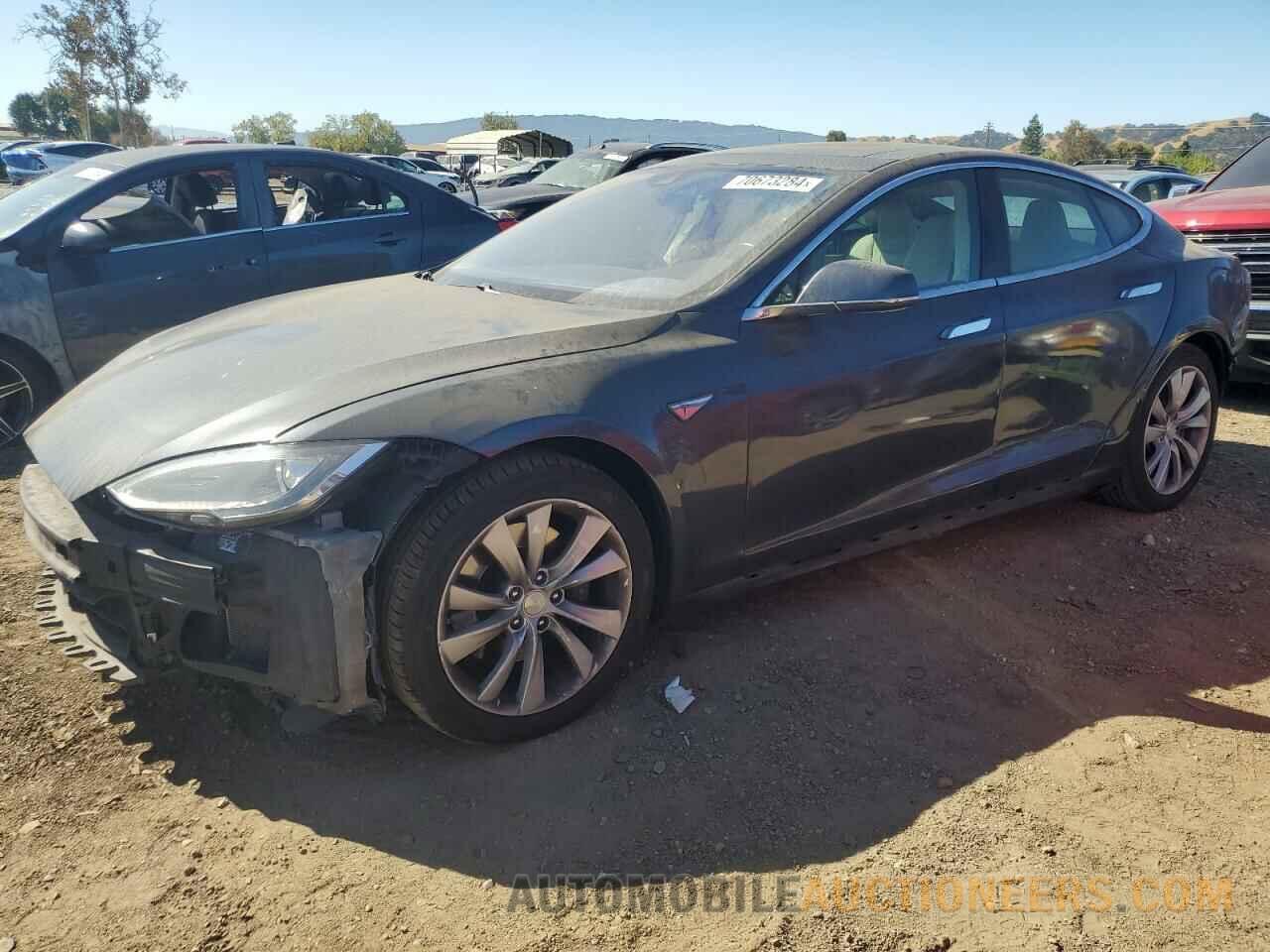 5YJSA1E15GF127724 TESLA MODEL S 2016