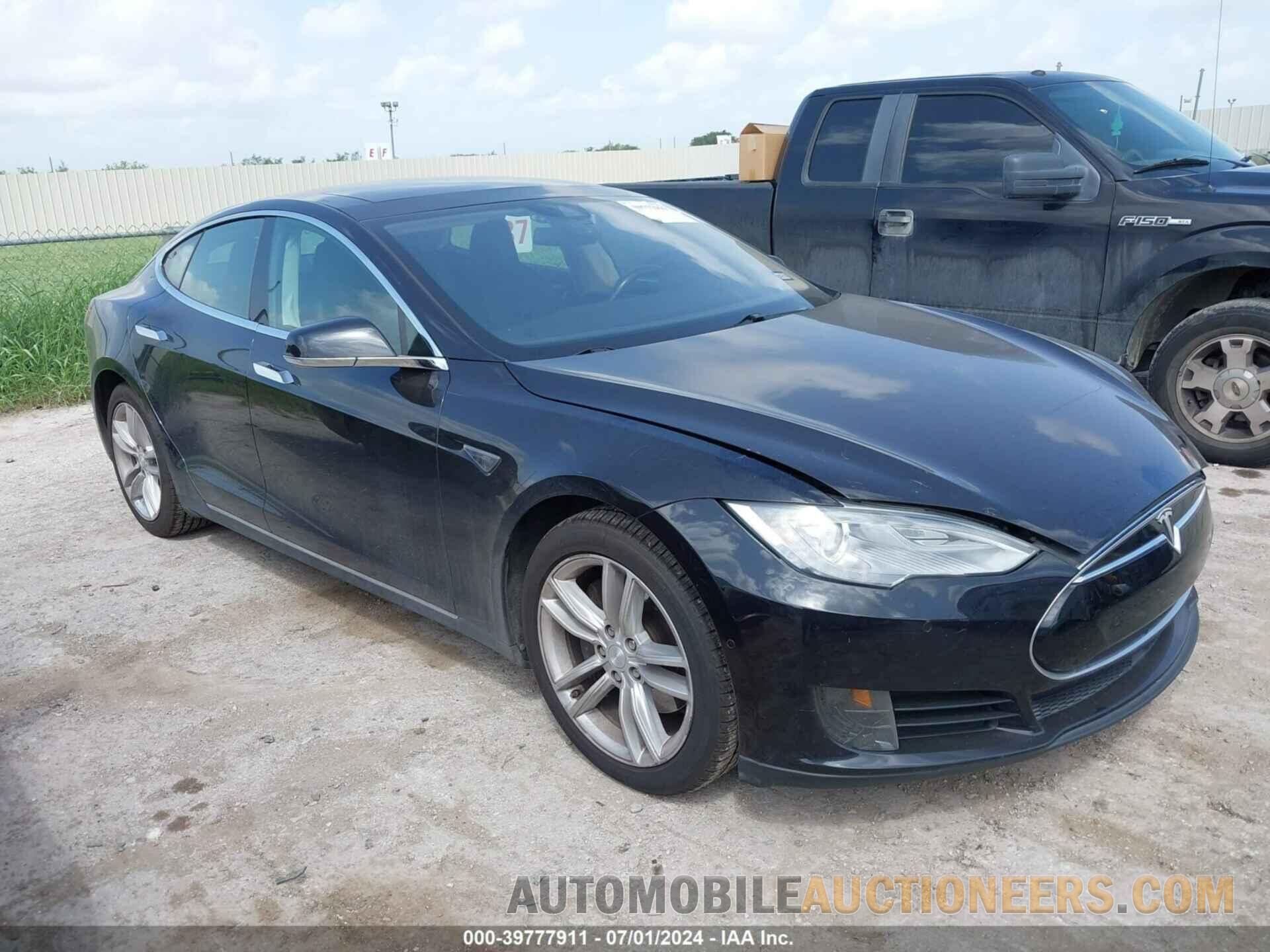 5YJSA1E15GF130249 TESLA MODEL S 2016