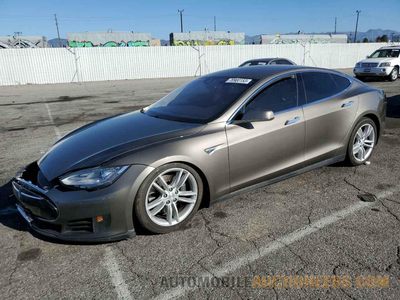 5YJSA1E15GF136326 TESLA MODEL S 2016