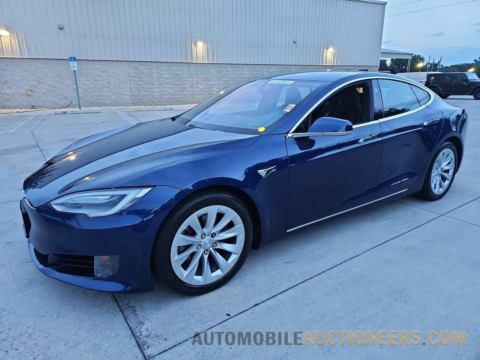 5YJSA1E15HF176178 Tesla Model S 2017