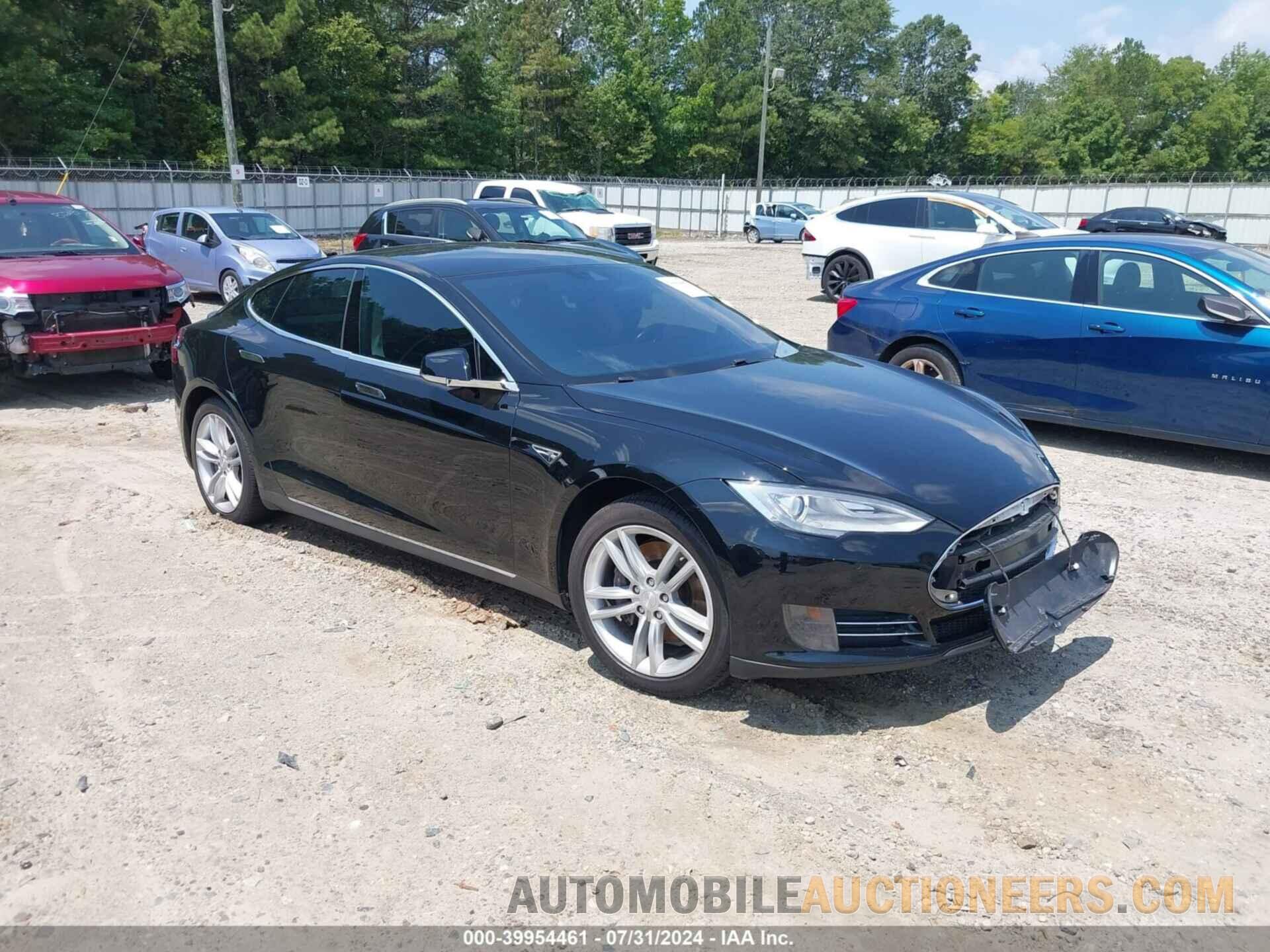 5YJSA1E16FF110509 TESLA MODEL S 2015