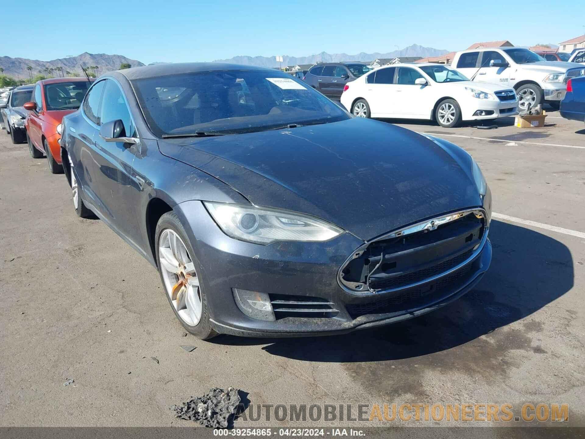 5YJSA1E16FF115368 TESLA MODEL S 2015