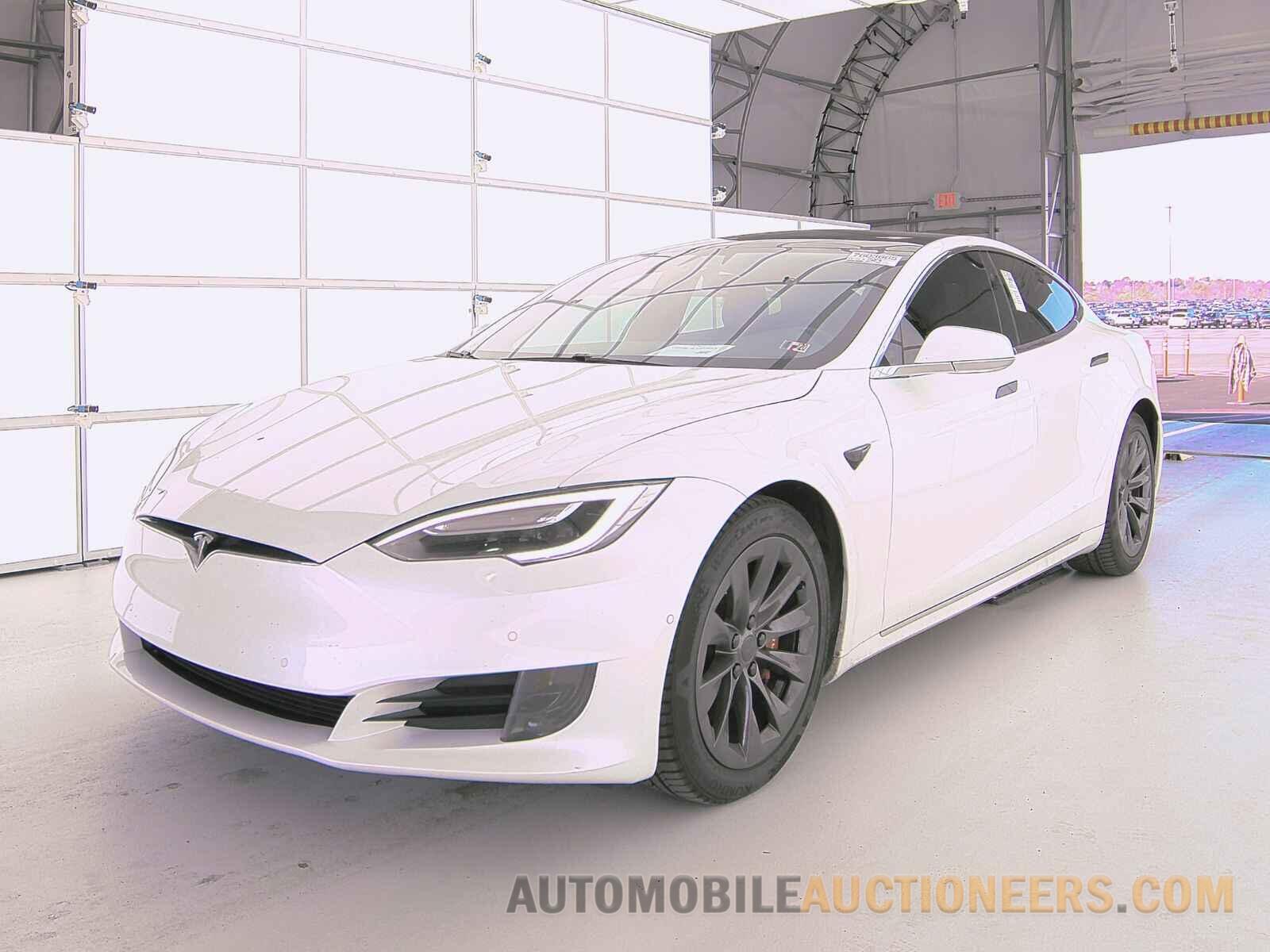 5YJSA1E16HF188243 Tesla Model S 2017