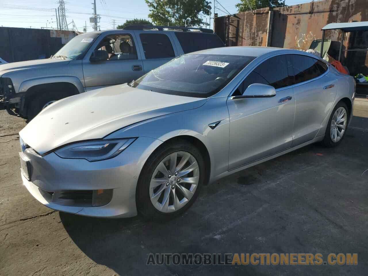 5YJSA1E16HF194432 TESLA MODEL S 2017