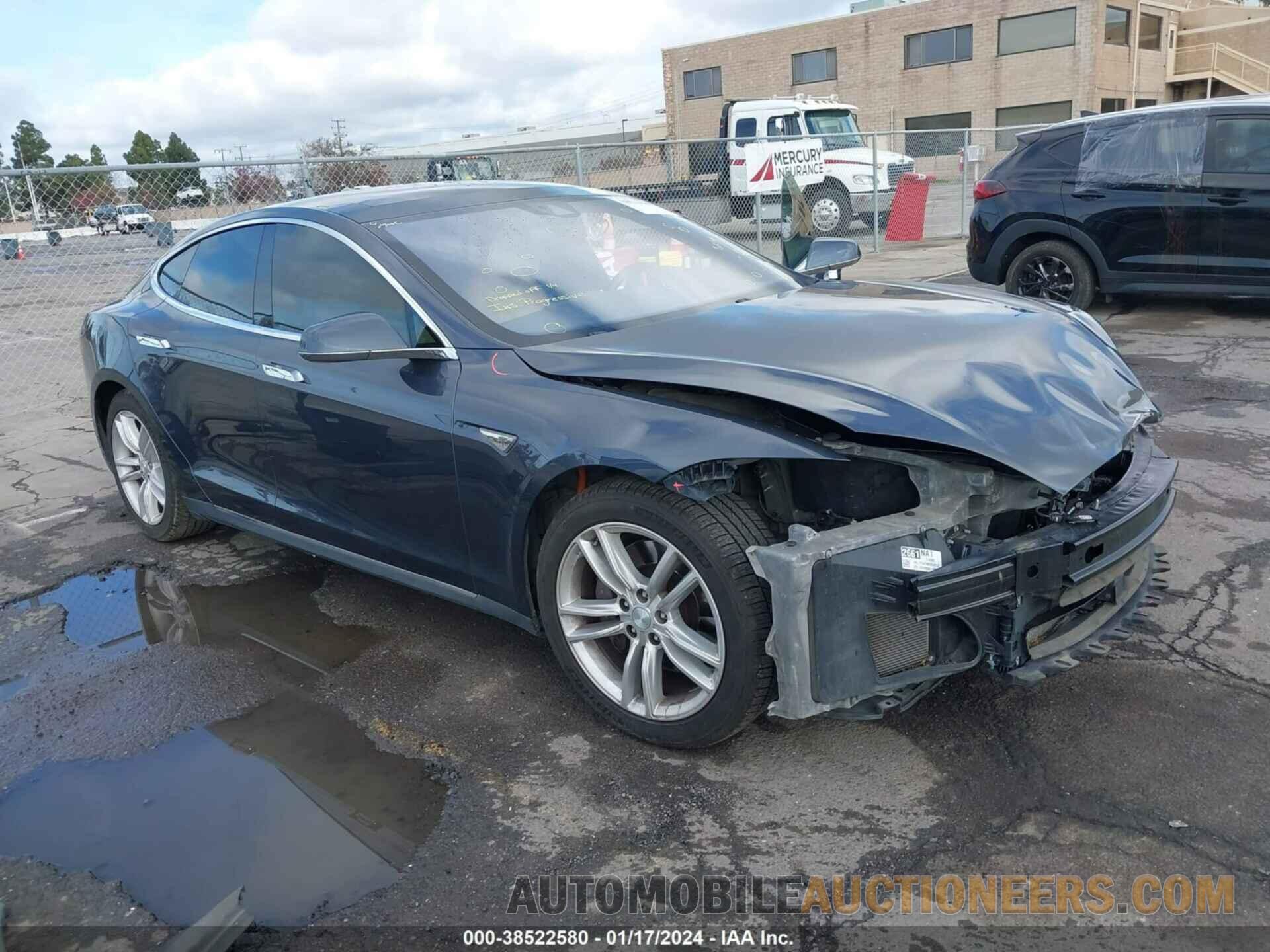 5YJSA1E17FF107408 TESLA MODEL S 2015