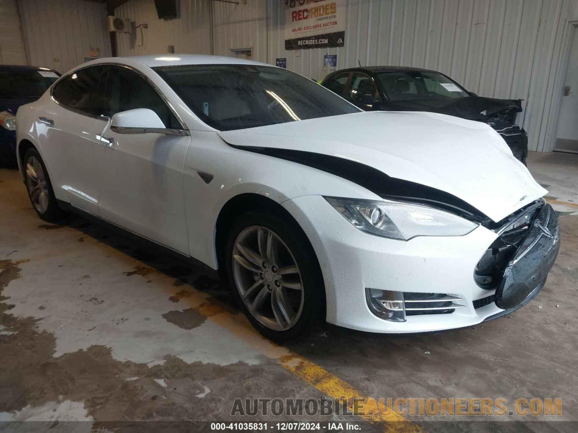 5YJSA1E17FF113967 TESLA MODEL S 2015