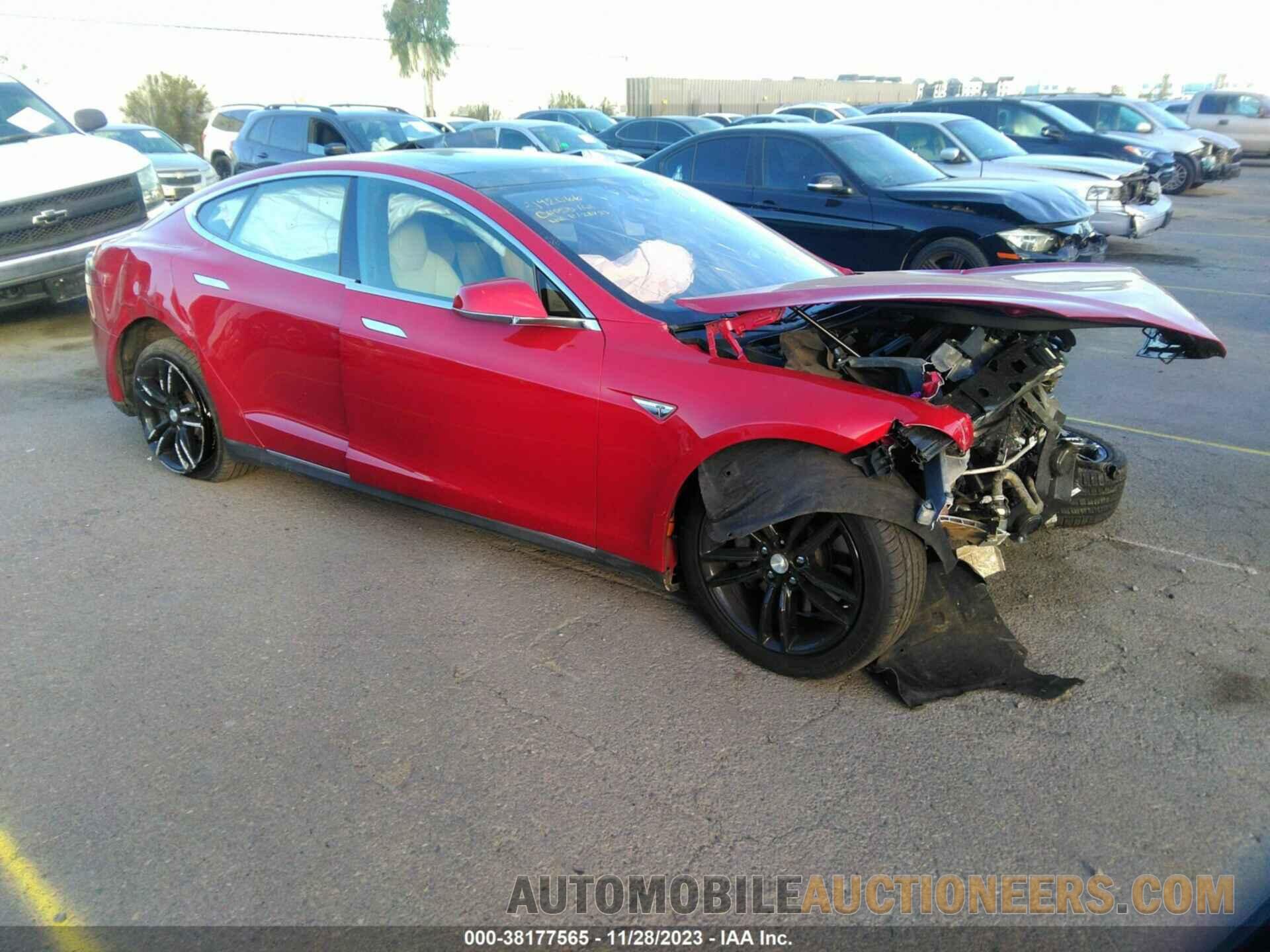 5YJSA1E17FF114200 TESLA MODEL S 2015