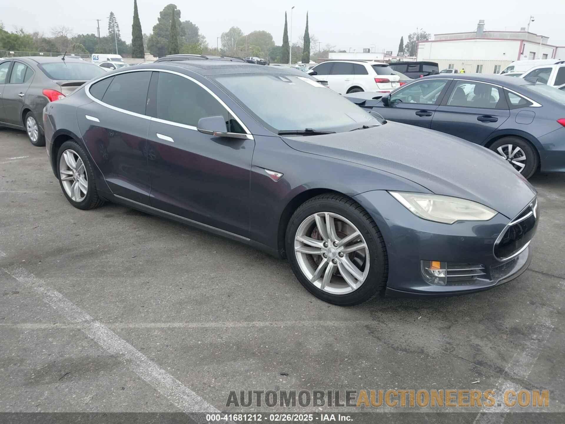 5YJSA1E17FF120479 TESLA MODEL S 2015