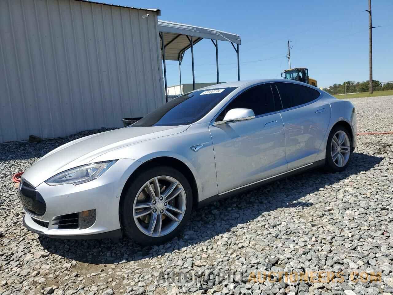 5YJSA1E17GF122203 TESLA MODEL S 2016