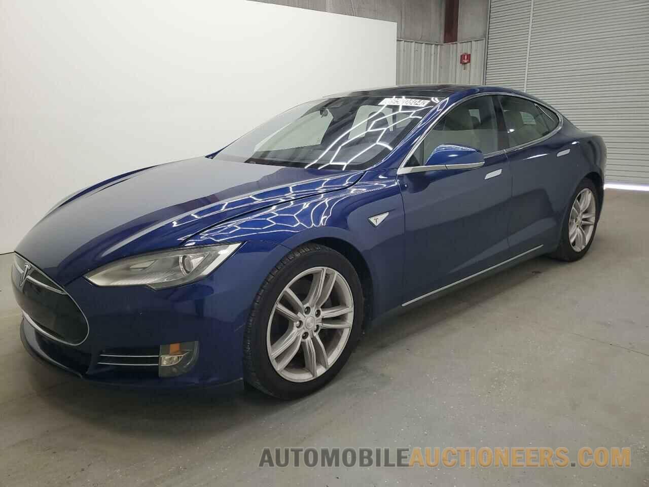 5YJSA1E17GF127806 TESLA MODEL S 2016