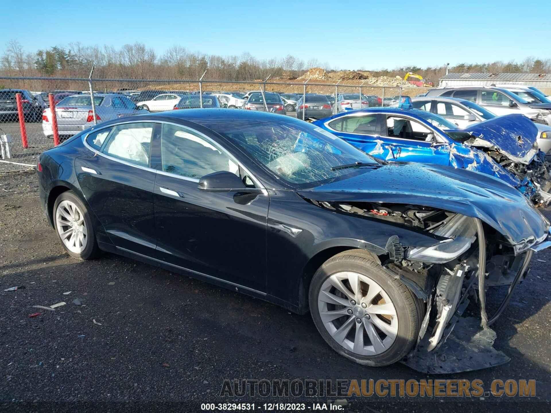 5YJSA1E17HF183374 TESLA MODEL S 2017