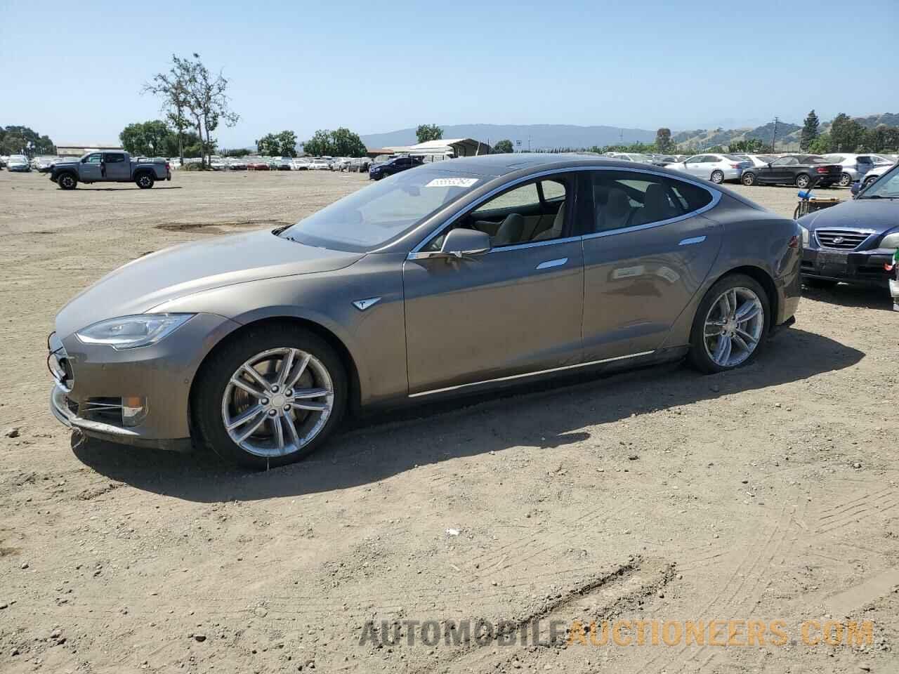 5YJSA1E18FF111936 TESLA MODEL S 2015