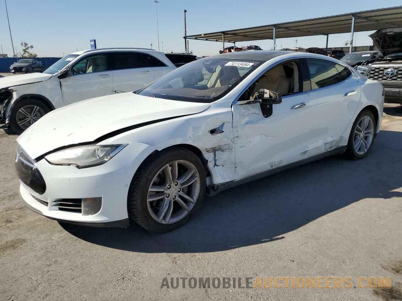 5YJSA1E18FF115906 TESLA MODEL S 2015