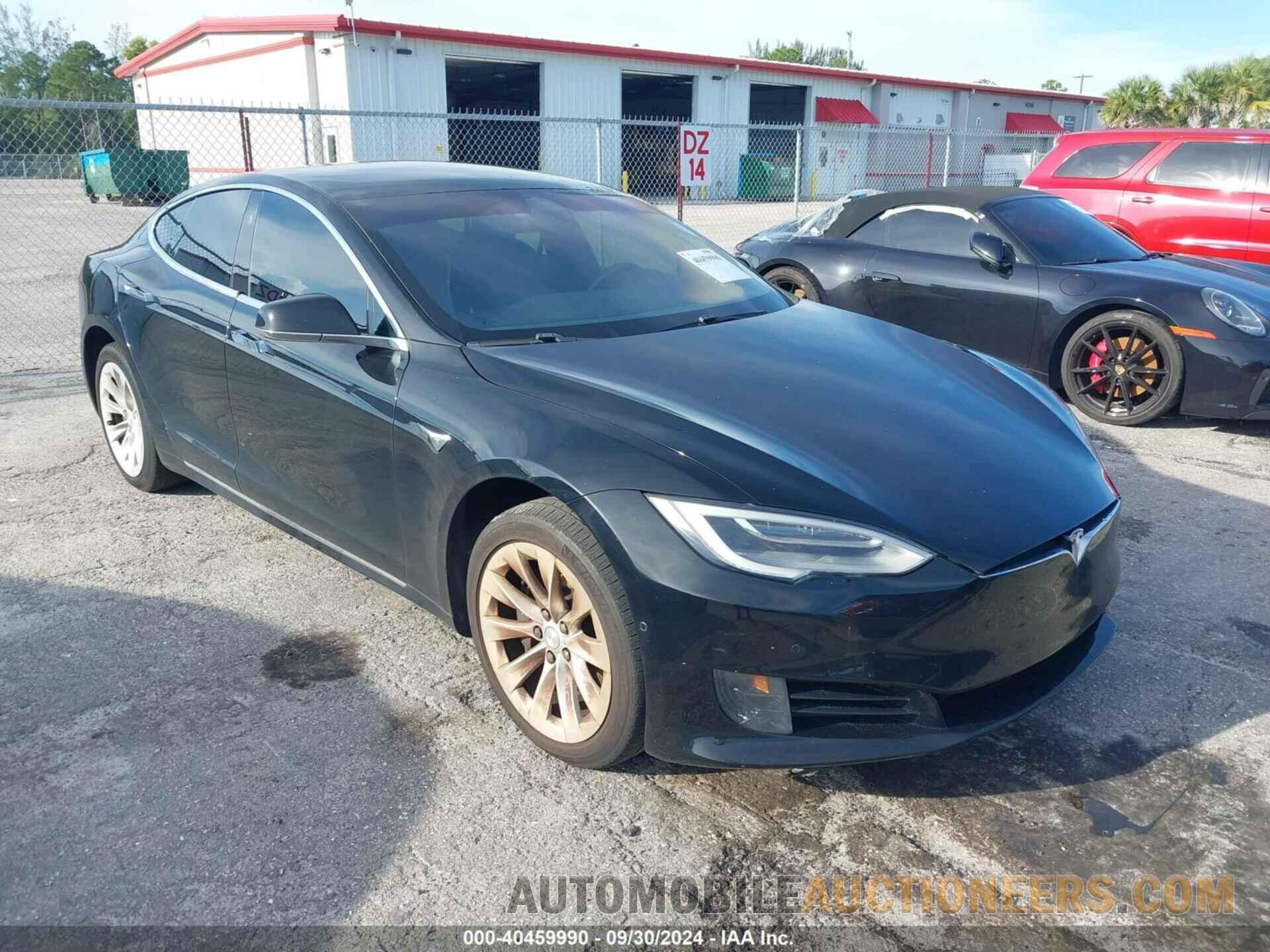 5YJSA1E18HF203213 TESLA MODEL S 2017