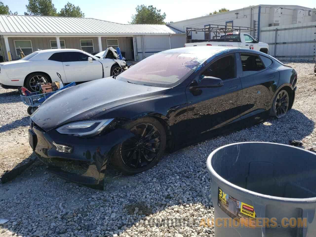 5YJSA1E18HF212672 TESLA MODEL S 2017