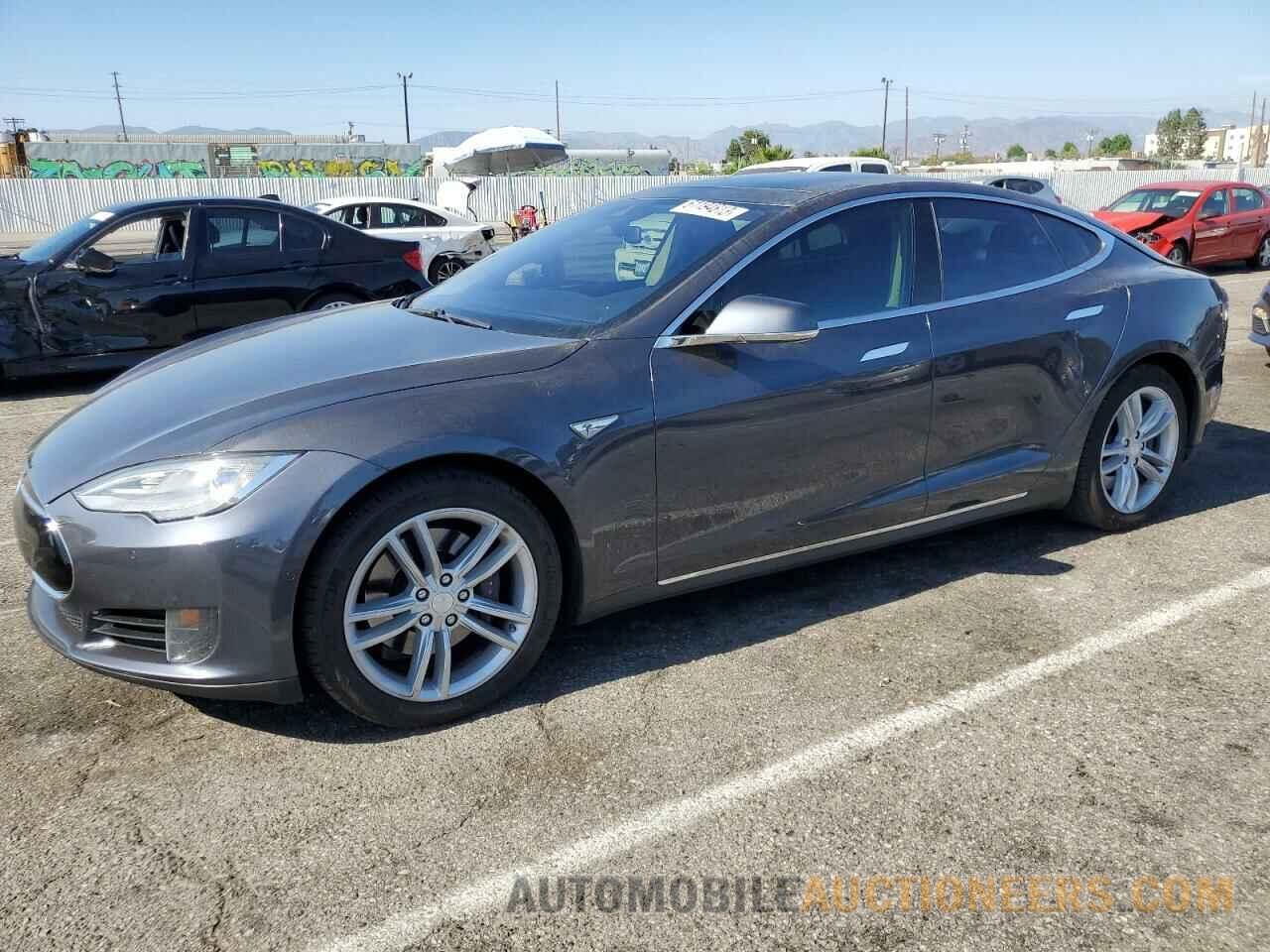 5YJSA1E19FF102713 TESLA MODEL S 2015