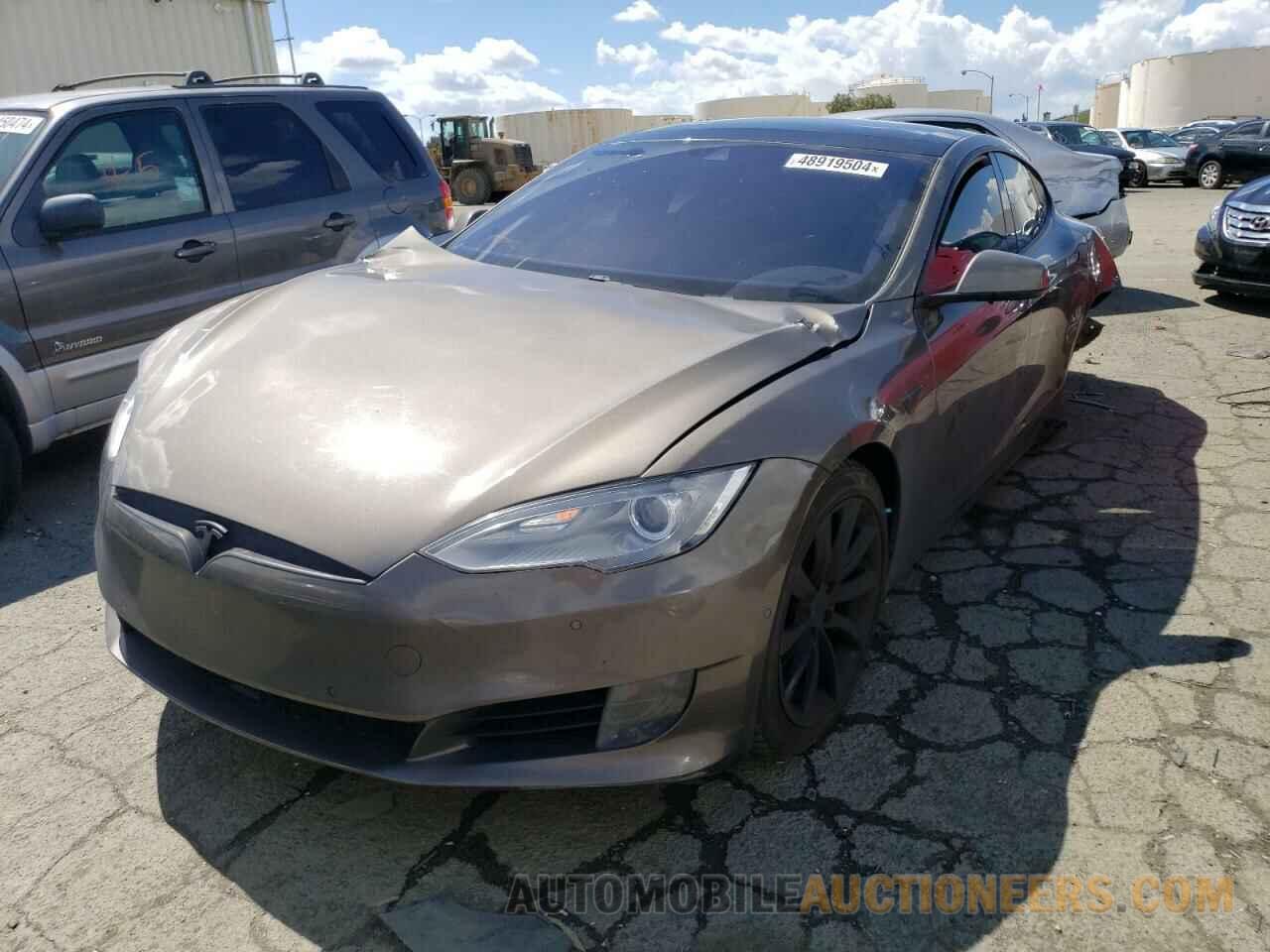 5YJSA1E19FF117356 TESLA MODEL S 2015