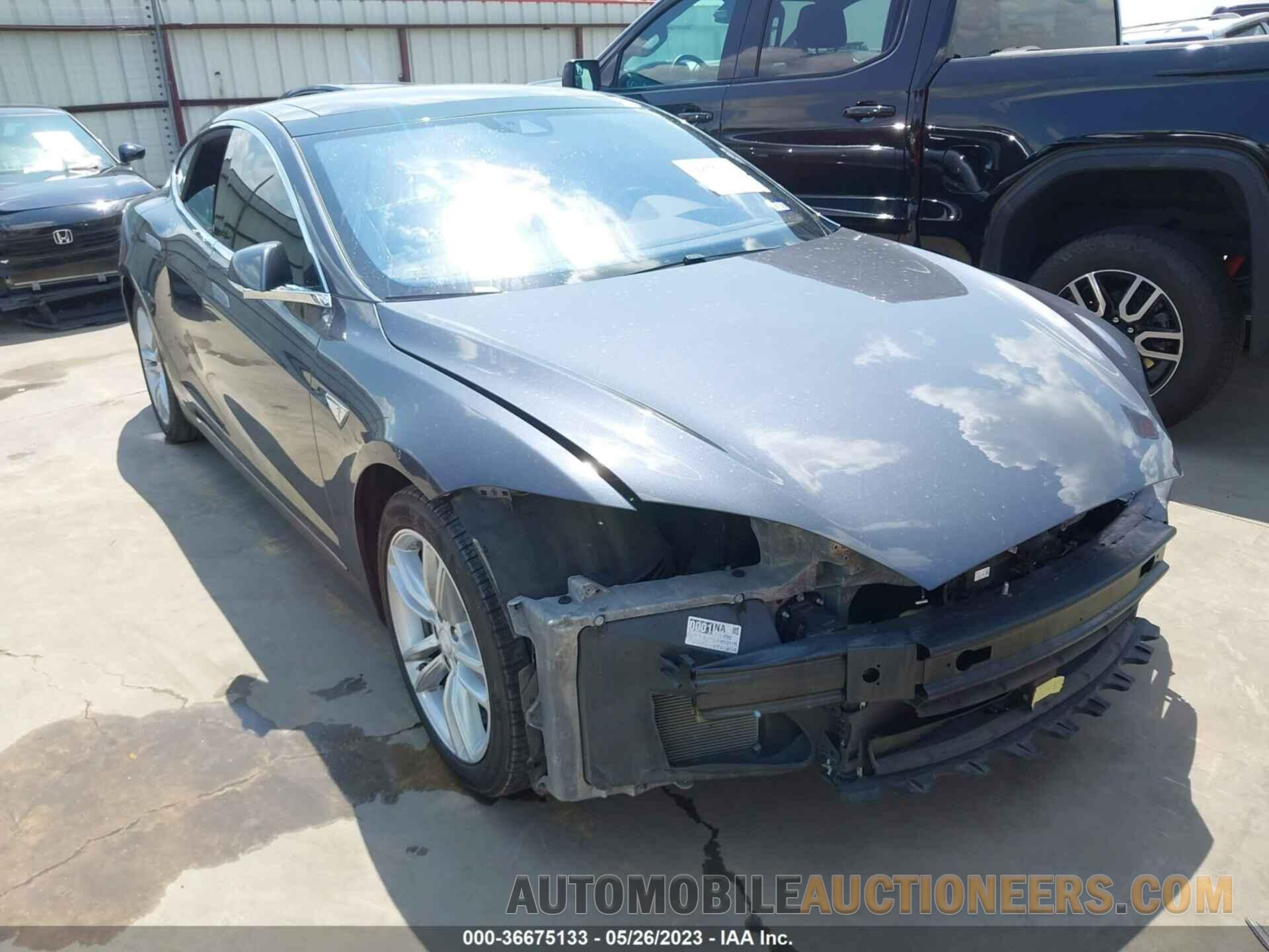 5YJSA1E19GF131758 TESLA MODEL S 2016