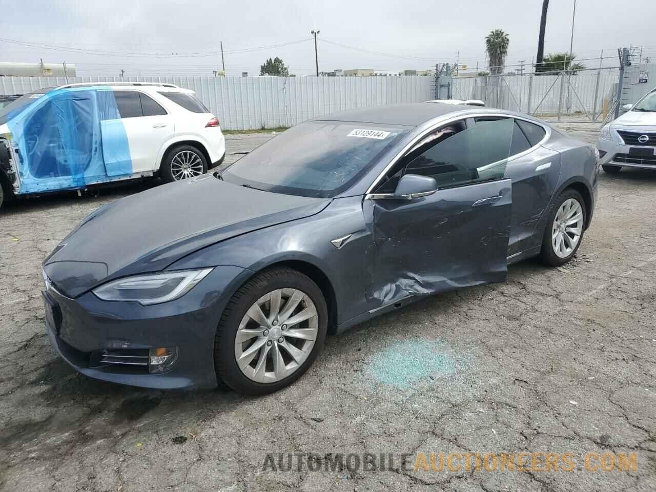 5YJSA1E19HF208811 TESLA MODEL S 2017