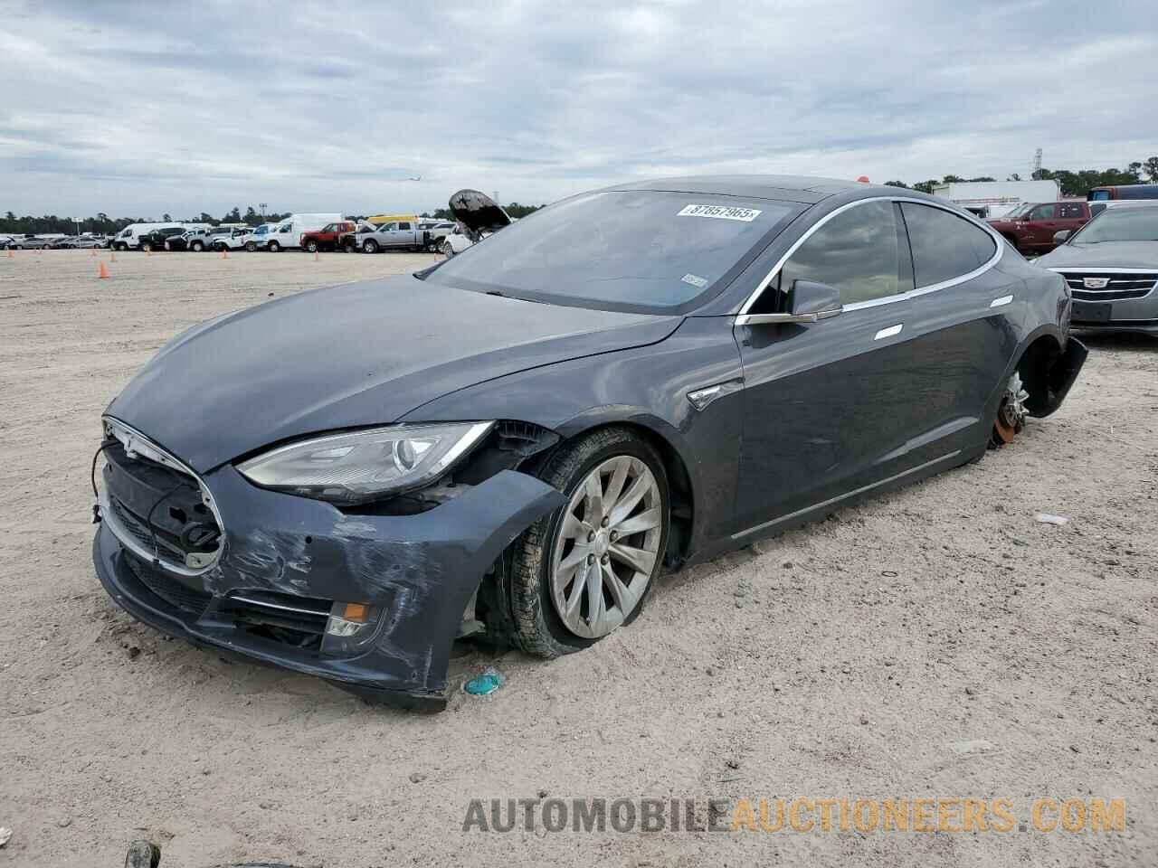 5YJSA1E1XFF119813 TESLA MODEL S 2015