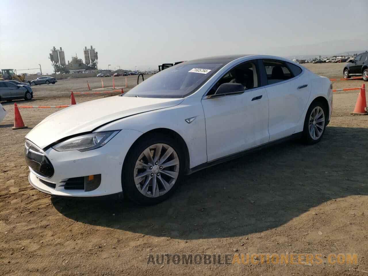 5YJSA1E1XGF135835 TESLA MODEL S 2016