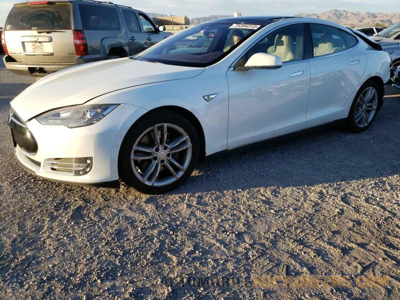 5YJSA1E20FF116363 TESLA MODEL S 2015