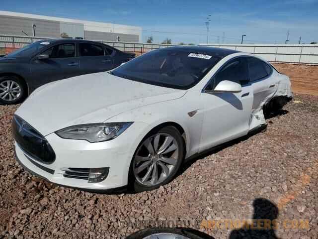 5YJSA1E20GF129213 TESLA MODEL S 2016