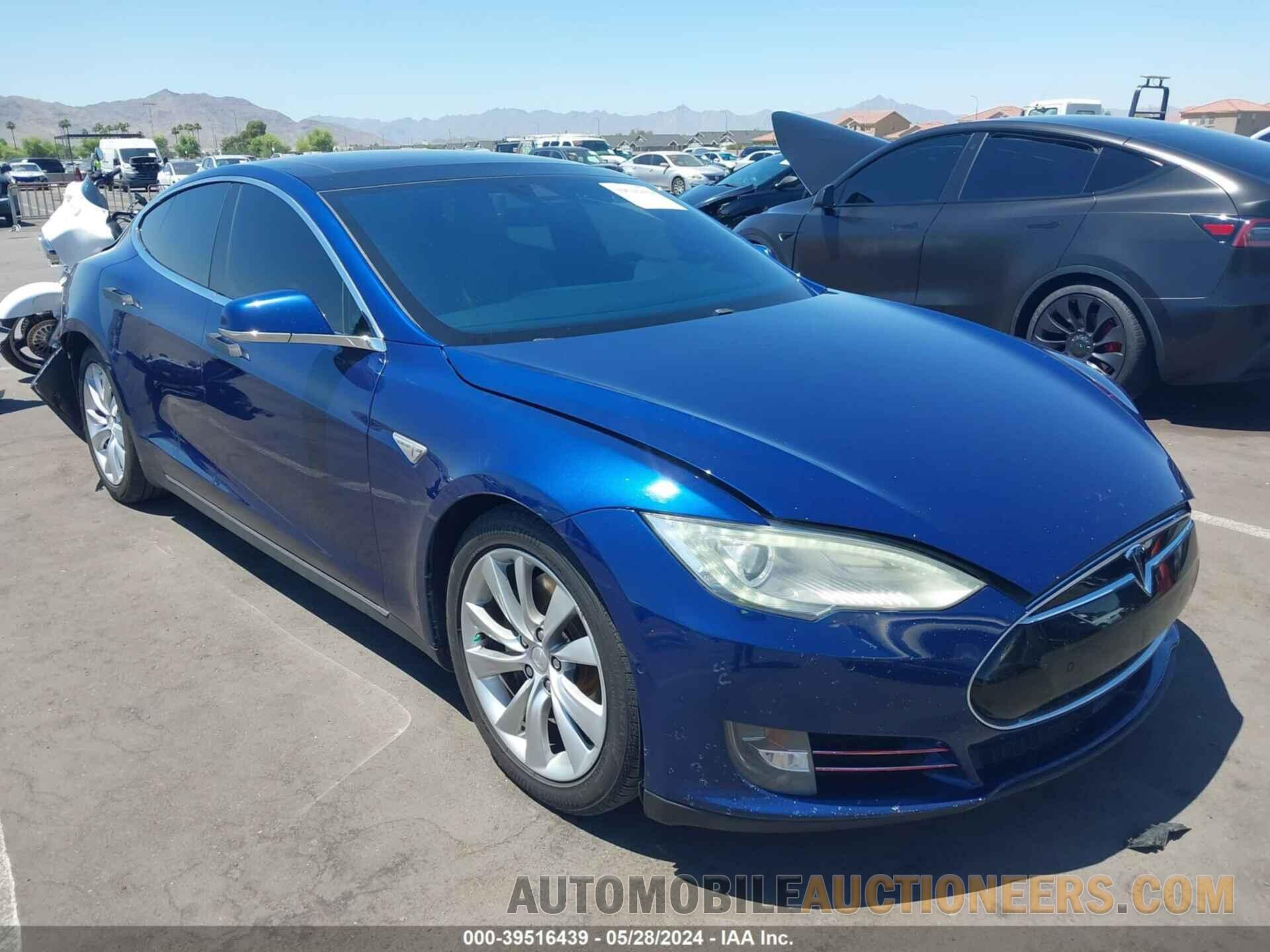 5YJSA1E20GF132807 TESLA MODEL S 2016