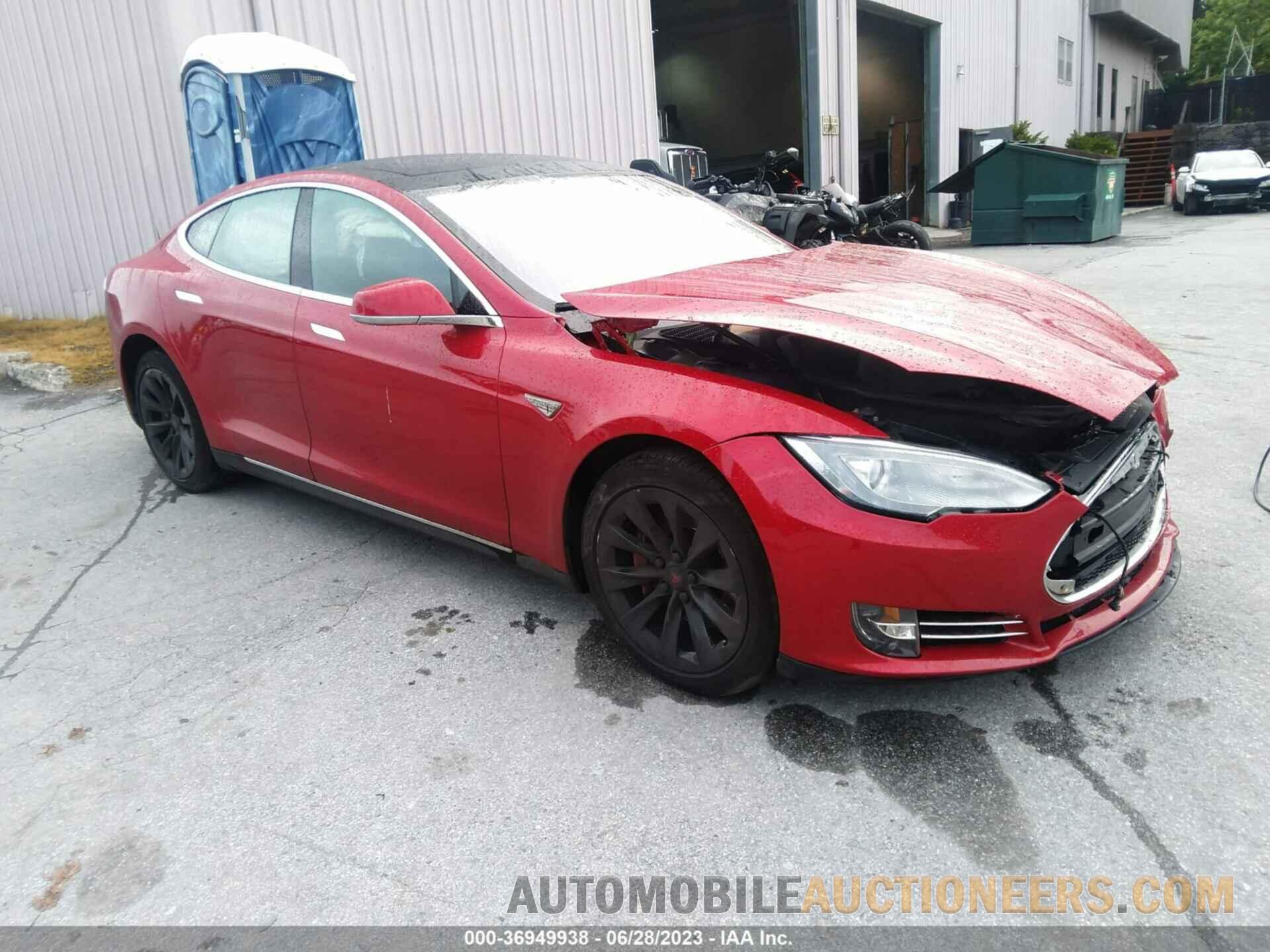 5YJSA1E20GF133682 TESLA MODEL S 2016