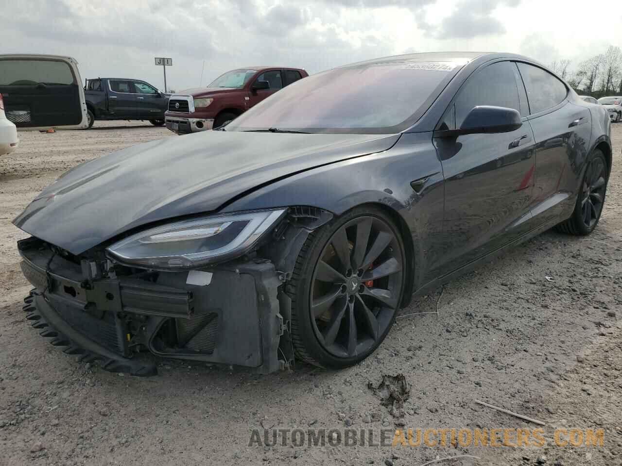 5YJSA1E20GF175284 TESLA MODEL S 2016