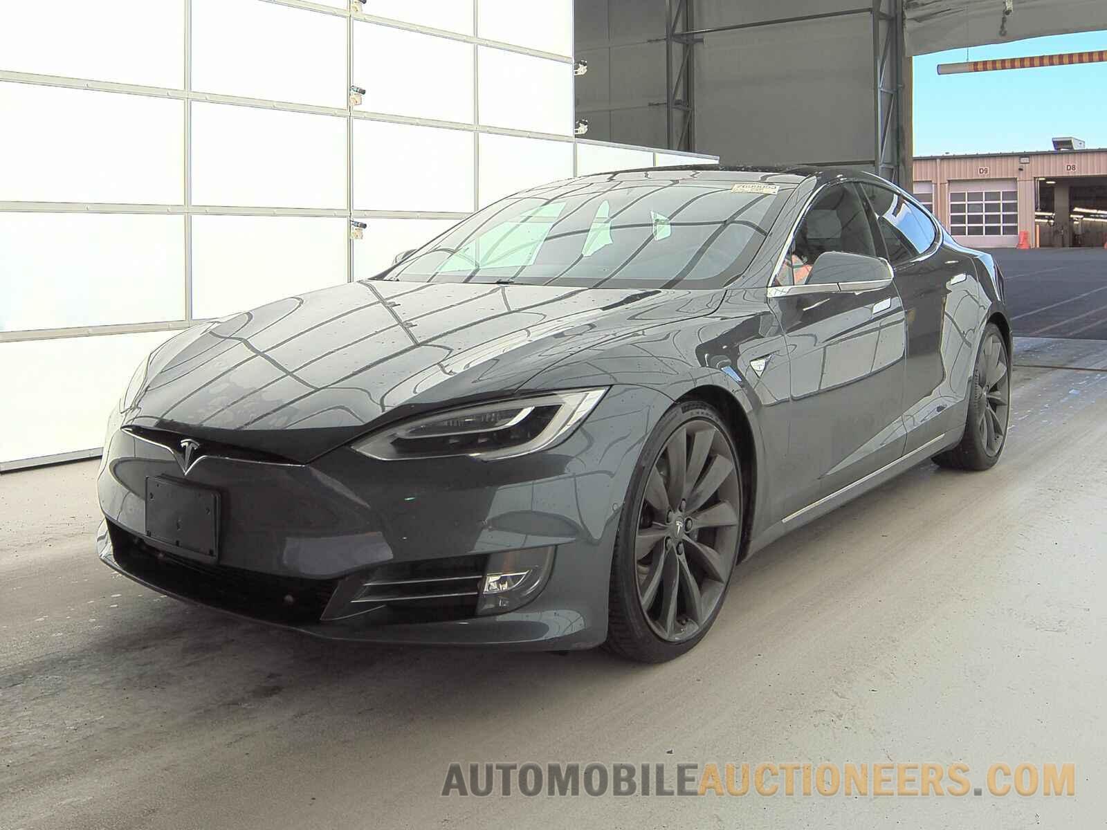 5YJSA1E20HF185900 Tesla Model S 2017