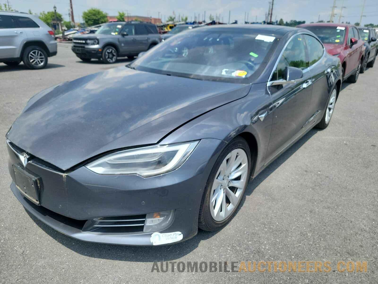 5YJSA1E20HF190532 Tesla Model S 2017