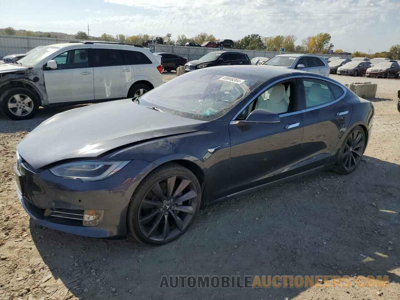 5YJSA1E20HF204431 TESLA MODEL S 2017