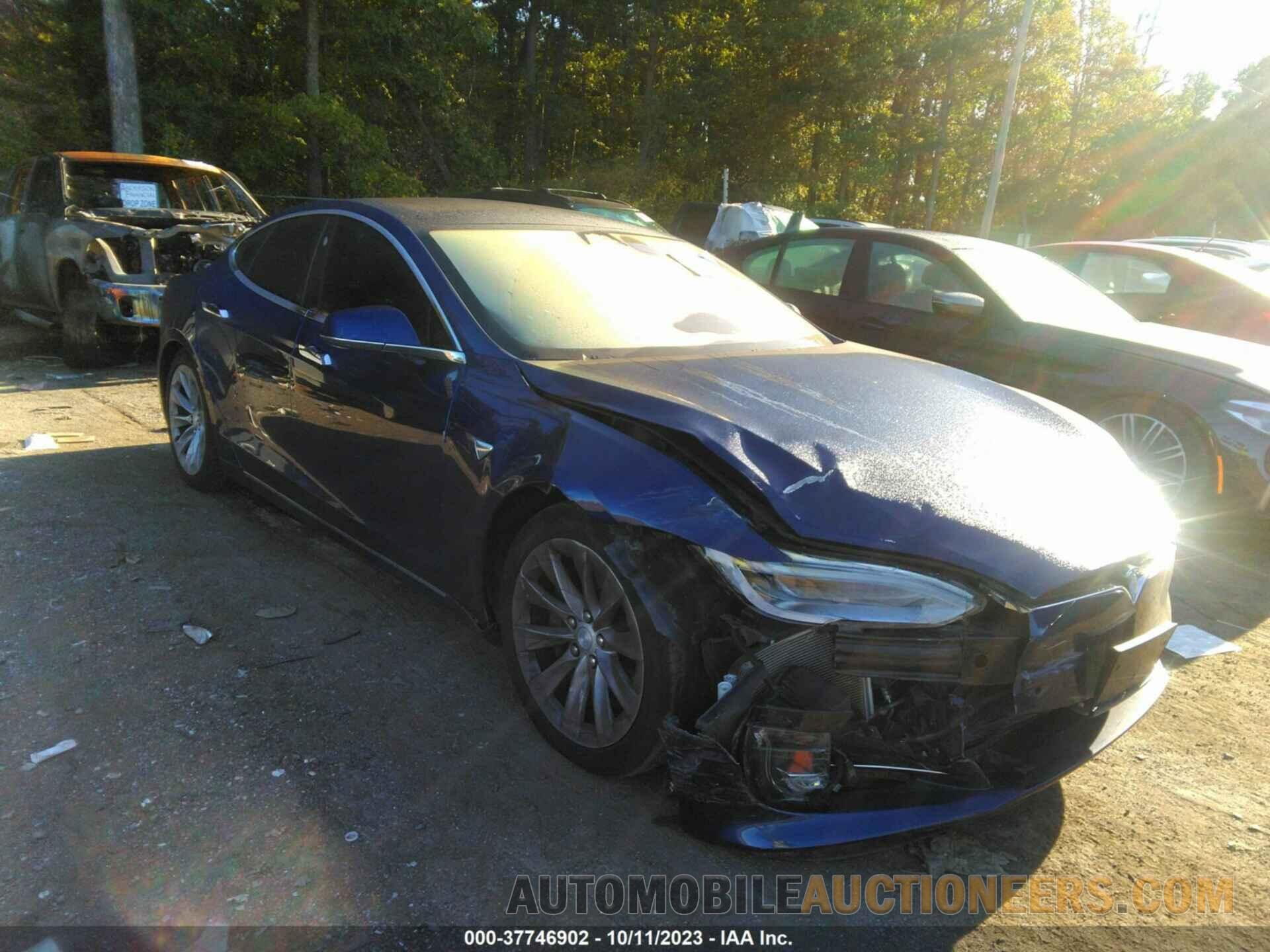 5YJSA1E20HF216725 TESLA MODEL S 2017