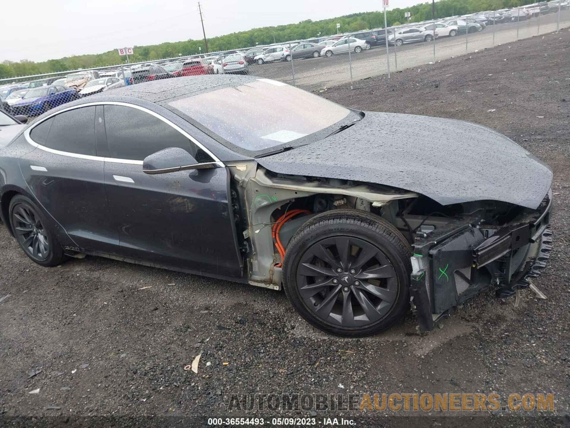 5YJSA1E20HF218555 TESLA MODEL S 2017