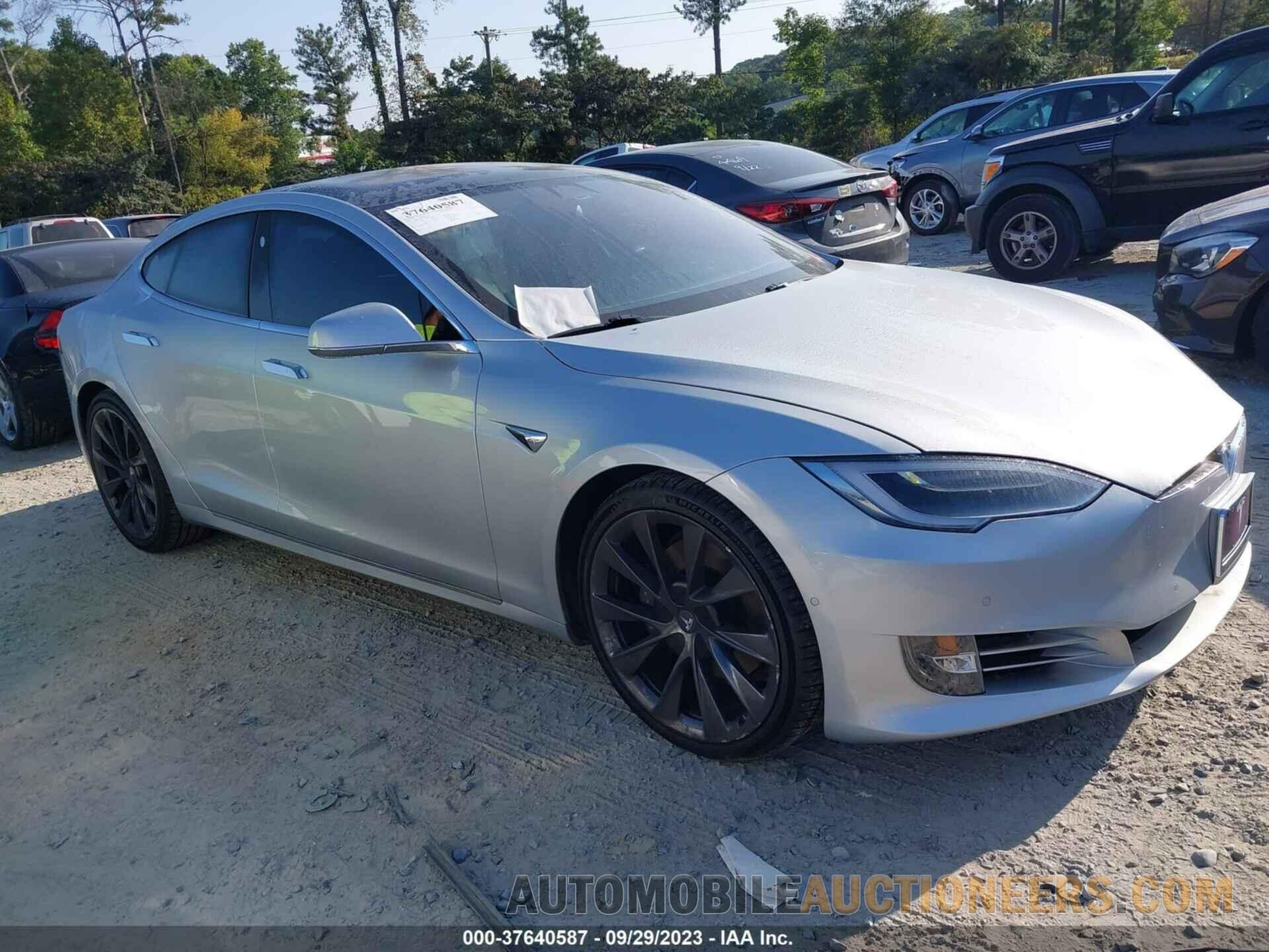 5YJSA1E20JF267857 TESLA MODEL S 2018