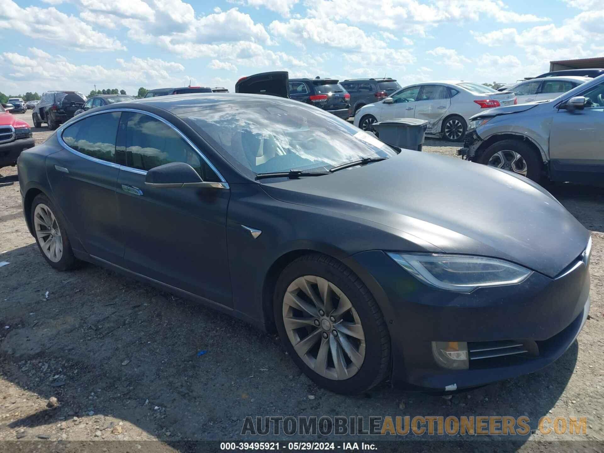 5YJSA1E20JF275571 TESLA MODEL S 2018