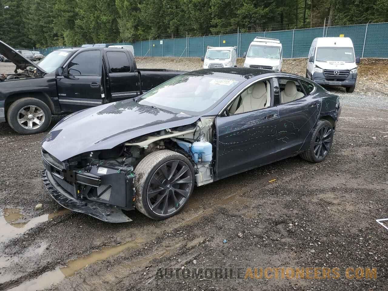 5YJSA1E20JF286330 TESLA MODEL S 2018